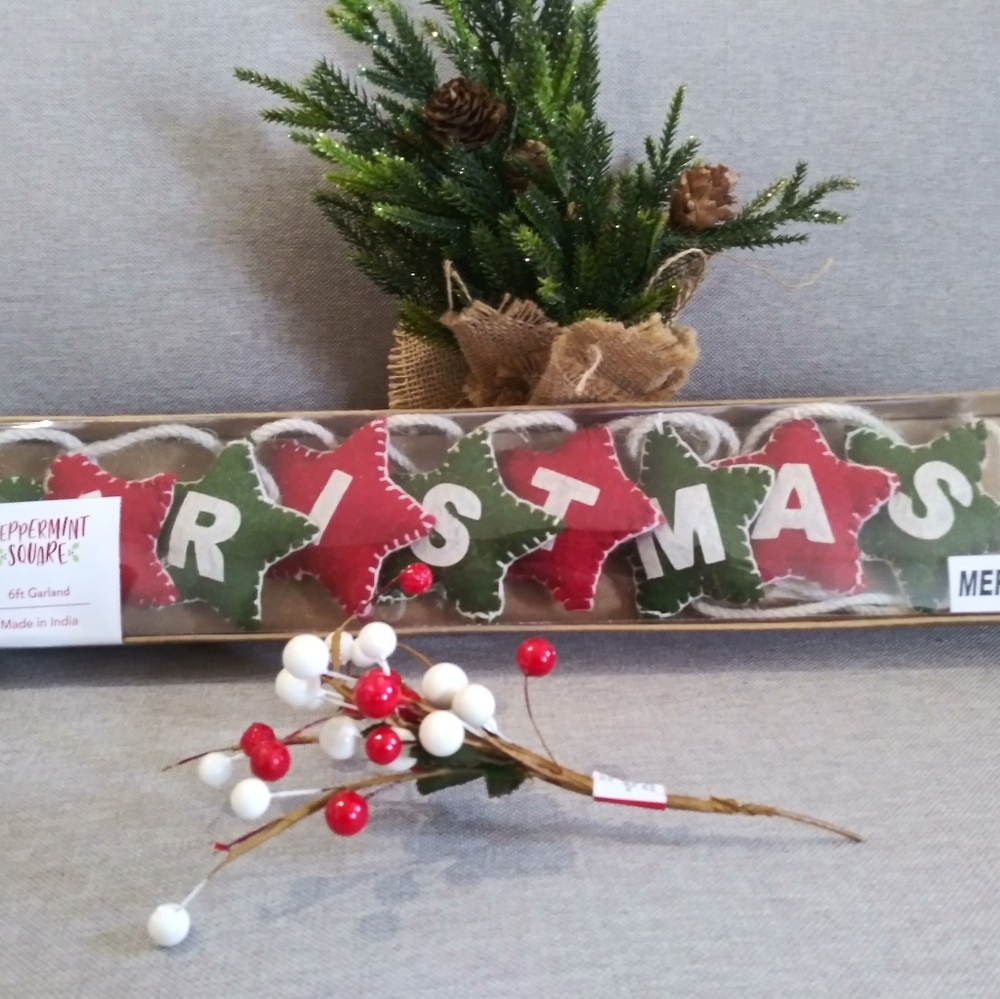 6 ft. Merry Christmas Garland
